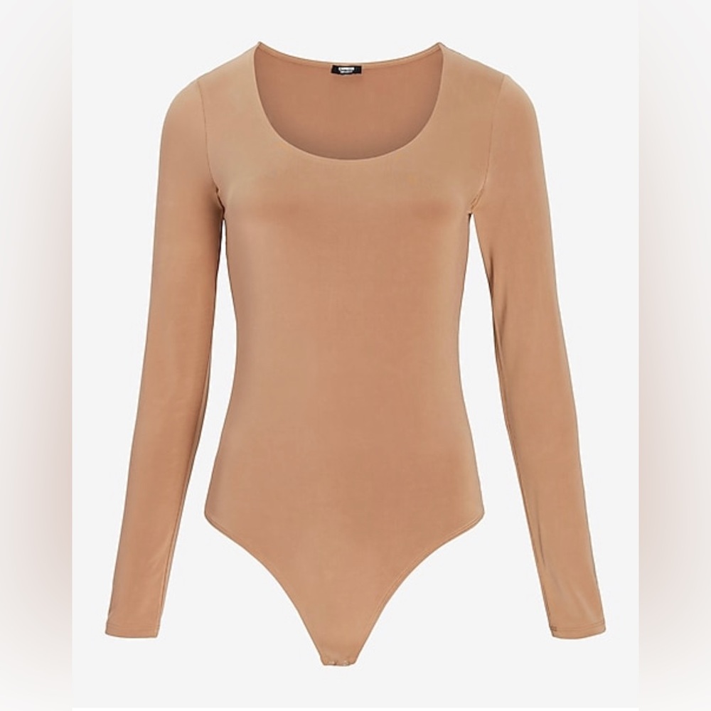 3/$25 Scoop neck thong bodysuit ⭐️